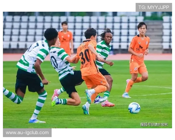 绿茵激情迎新年足球飞扬共祝元旦快乐梦想启航 绿茵激情迎新年足球飞扬共祝元旦快乐梦想启航