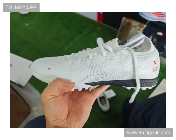 知乎热议足球鞋男孩透气性能到底够不够用全面深度解析报告版指南